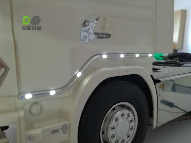 Alu Cabine Sidebars met Witte Verlichting Scania R470/R620